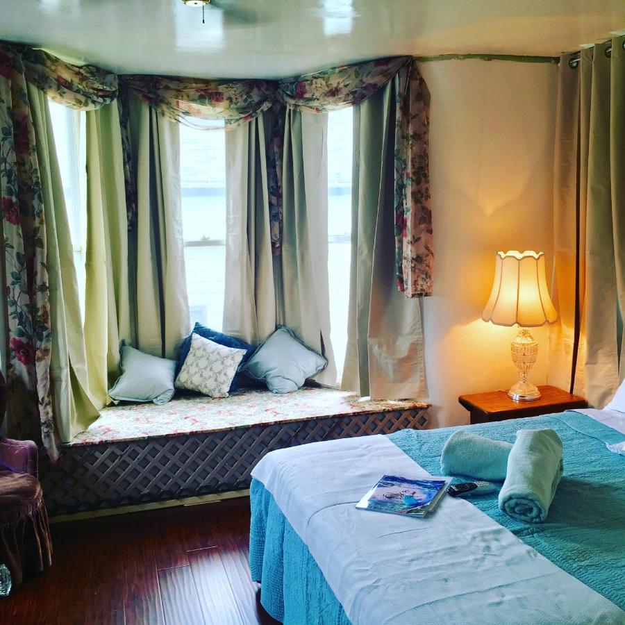 Aaron House Of Niagara Falls Bed and Breakfast Esterno foto