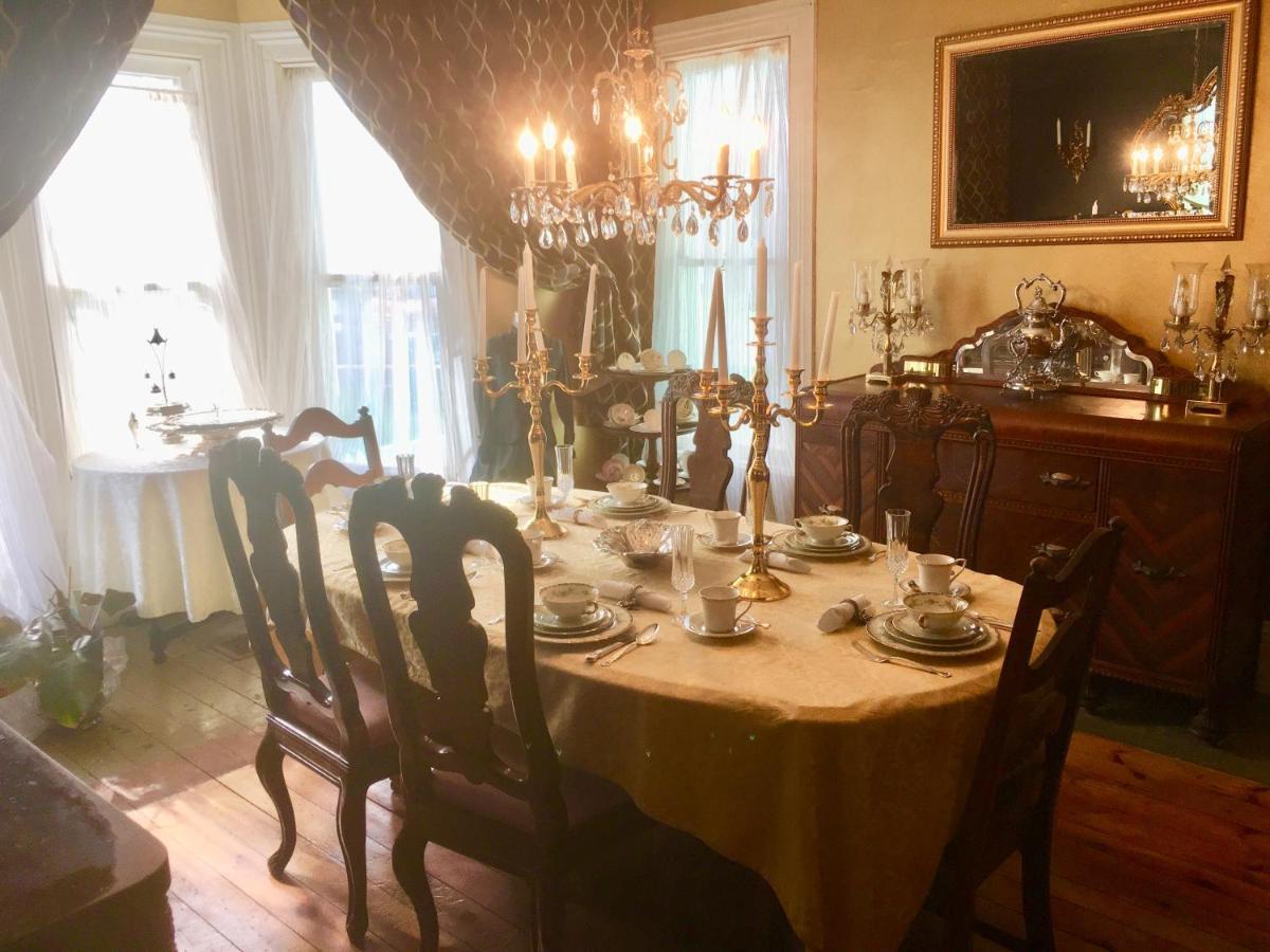 Aaron House Of Niagara Falls Bed and Breakfast Esterno foto