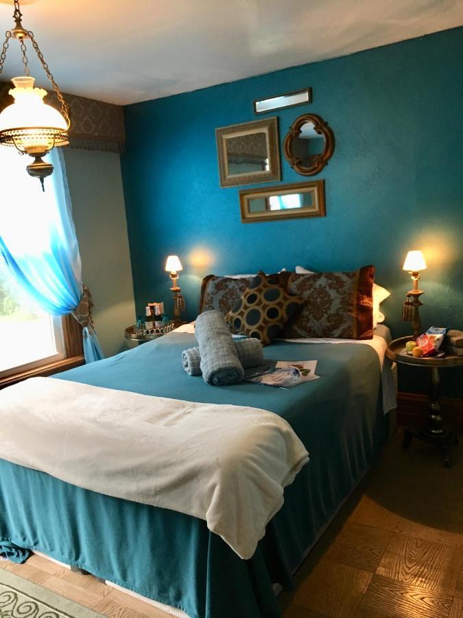 Aaron House Of Niagara Falls Bed and Breakfast Esterno foto